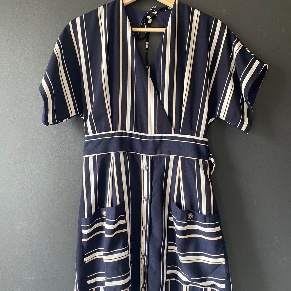 One One Six Striped Short Sleeve Midi Dress Size Small - Picture 2 of 12